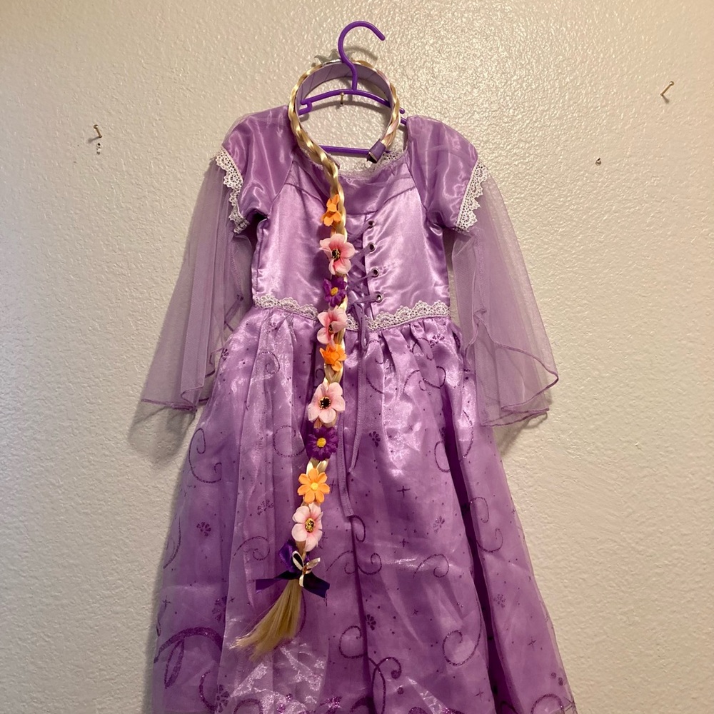 DISNEY RAPUNZEL FROM TANGLED COMES WITH HEADBAND BRAID